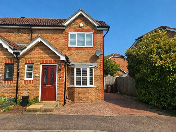 3 Bedroom Semi-Detached House To Rent In Lodge Hill Lane, Chattenden, Rochester, ME3