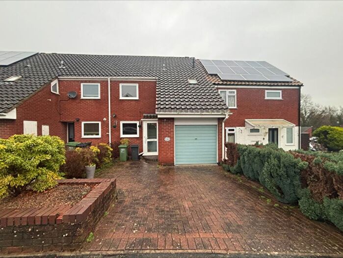 3 Bedroom Terraced House For Sale In Hopyard Lane, Redditch, B98
