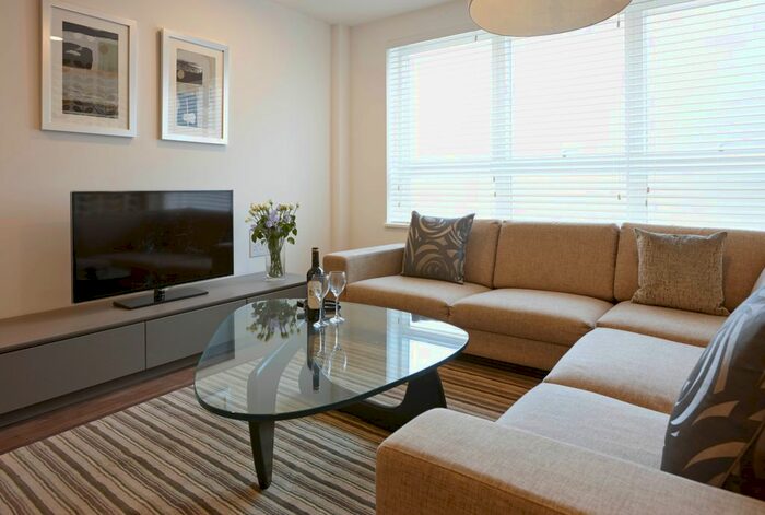 2 Bedroom Flat To Rent In Market Road, London, N7