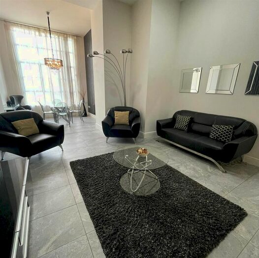 2 Bedroom Flat To Rent In Empire House, Mount Stuart Square, Cardiff, CF10