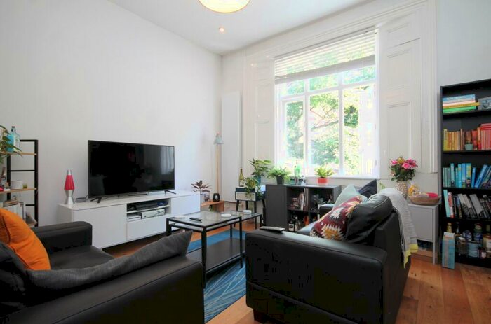 1 Bedroom Flat To Rent In Burghley Road, Kentish Town, NW5