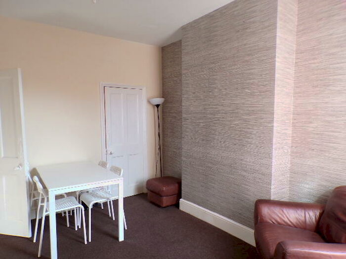 4 Bedroom House Of Multiple Occupation To Rent In Broomfield Road, Earlsdon, Coventry, West Midlands, CV5