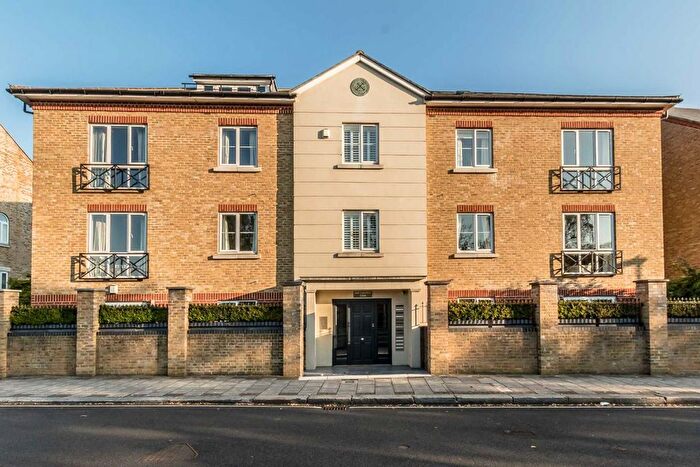 2 Bedroom Flat To Rent In Pumping Station Road, Chiswick, W4