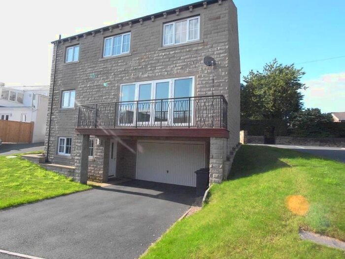 5 Bedroom Detached House To Rent In The Paddocks, Flockton, Wakefield WF4