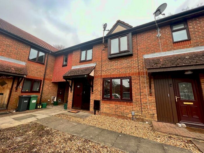 3 Bedroom Terraced House To Rent In Langshott, Horley, RH6