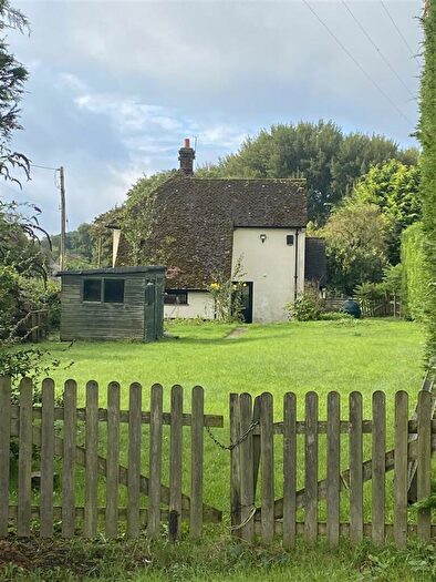 3 Bedroom Cottage To Rent In Wisdom Lane, Nether Wallop, SO20