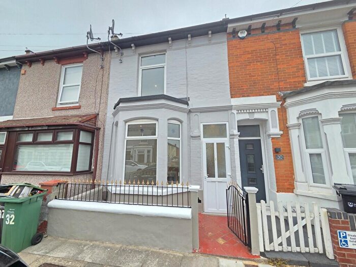 2 Bedroom Terraced House To Rent In Paulsgrove Road, Portsmouth, PO2