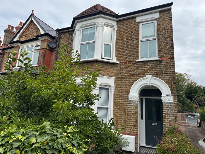 2 Bedroom Flat To Rent In Orpington Road, Winchmore Hill, N21