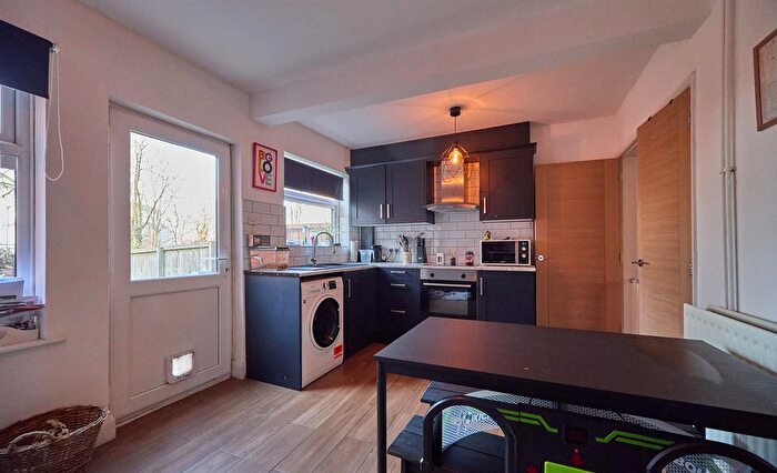3 Bedroom End Of Terrace House For Sale In Baptist Walk, Hinckley, LE10