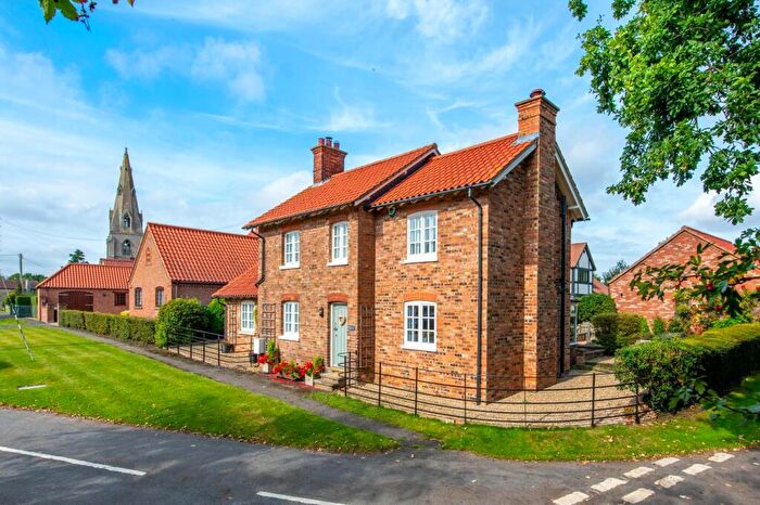 4 Bedroom Detached House For Sale In Laundon Road, Threekingham, Sleaford, NG34