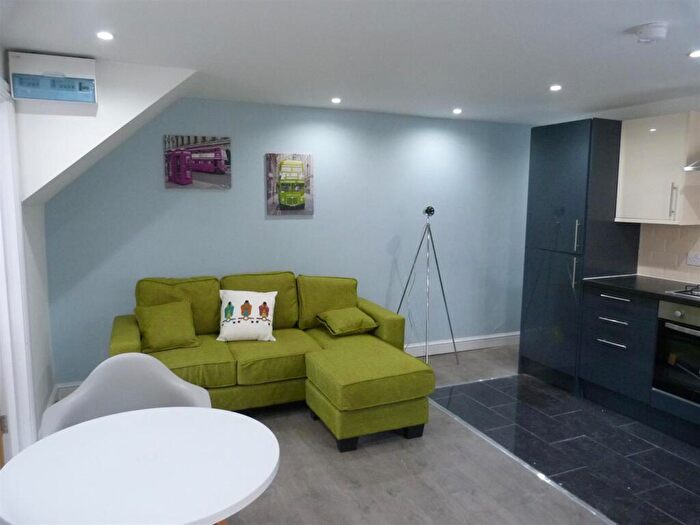 2 Bedroom House To Rent In Fitzroy Street, Cathays, CF24
