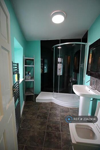 2 Bedroom Flat To Rent In Whalley Road, Clayton Le Moors, Accrington, BB5