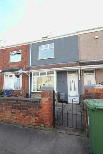 3 Bedroom Terraced House To Rent In Edward Street, Grimsby, DN32