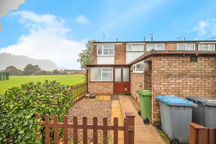 3 Bedroom End Terrace House For Sale In Cornwall Road, Felixstowe, IP11