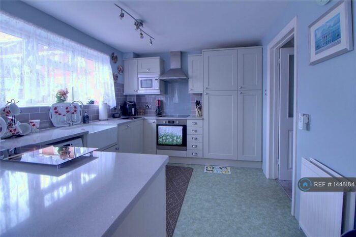 3 Bedroom End Of Terrace House To Rent In Longfield Road, Ash, Aldershot, GU12