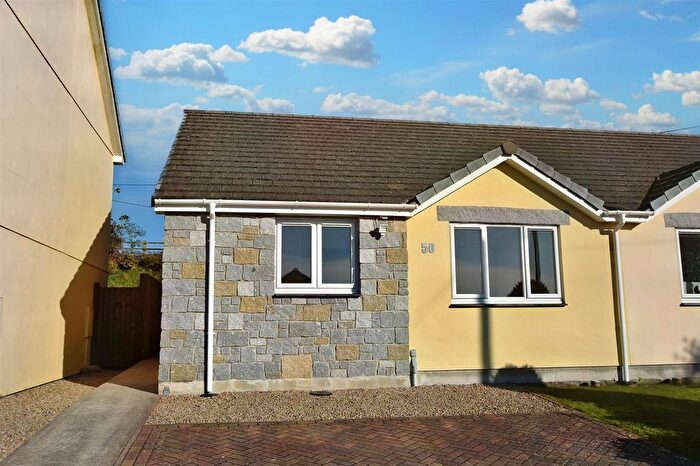 2 Bedroom Bungalow To Rent In Park Road, Redruth, TR15