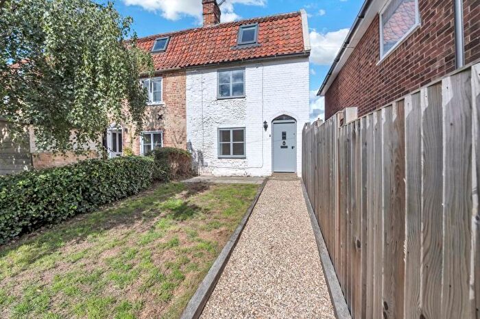 2 Bedroom Terraced House For Sale In Beech Rise, Bury St. Edmunds, IP33