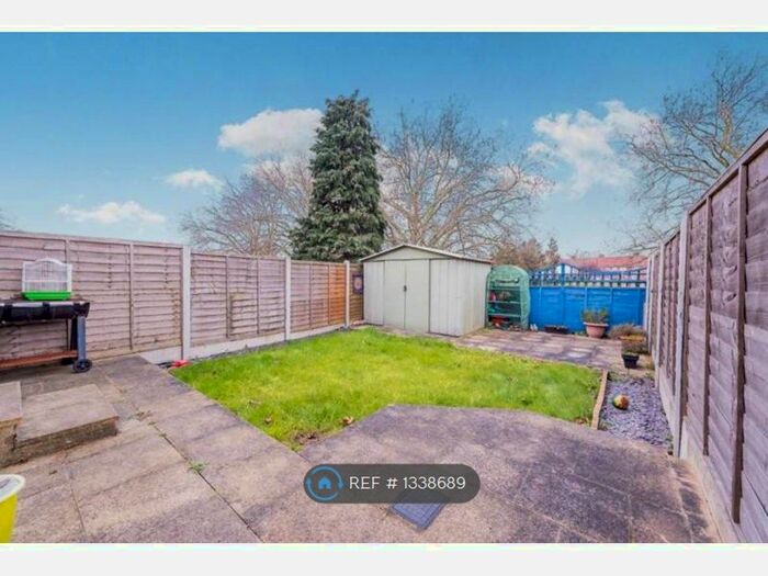 4 Bedroom Terraced House To Rent In Downing Road, Dagenham, RM9