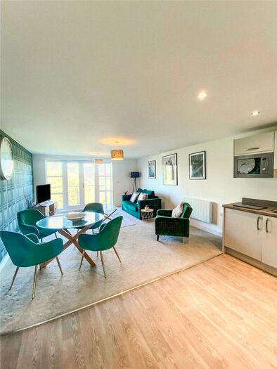 2 Bedroom Flat To Rent In Cestria Quayside, Sealand Road, Chester, Cheshire, CH1