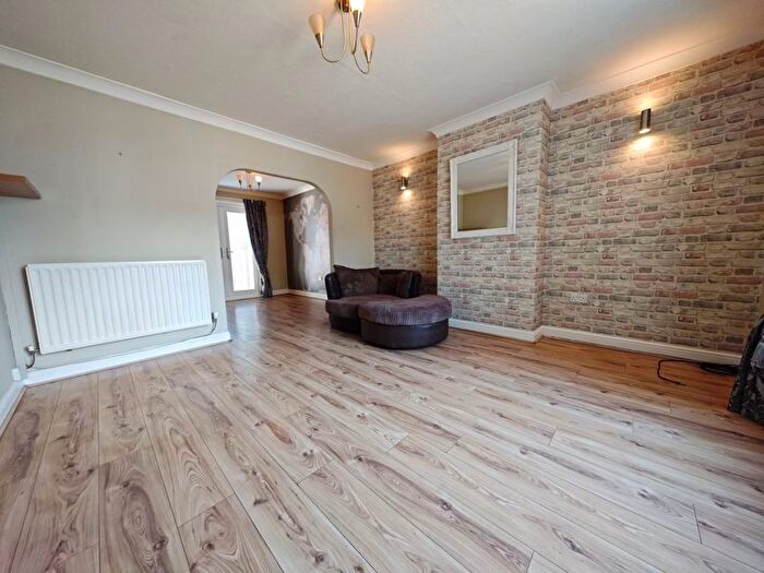 3 Bedroom End Of Terrace House For Sale In Lingmoor Way, Carlisle, CA1