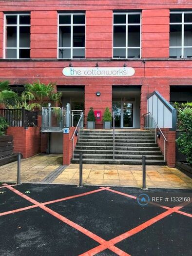 2 Bedroom Flat To Rent In Blackburn Road, Bolton, BL1