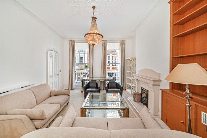 4 Bedroom Terraced House To Rent In Park Street, Mayfair, W1K