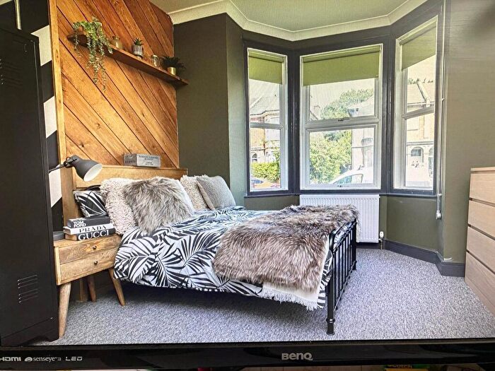 1 Bedroom Property To Rent In Gordon Avenue, Southampton, Hampshire, SO14