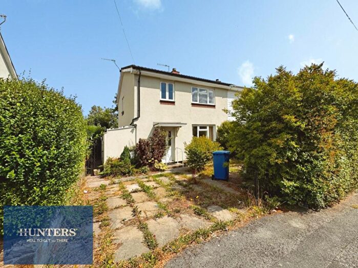 3 Bedroom Semi-Detached House For Sale In Wheeldon Crescent, Brimington, Chesterfield, S43