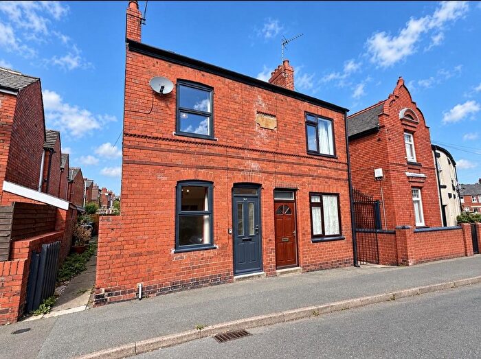 2 Bedroom Semi Detached House For Sale In Lorne Street, Oswestry, SY11