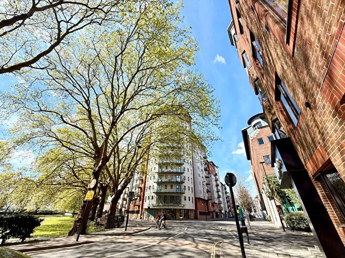 2 Bedroom Flat To Rent In Briton Street, Southampton, SO14