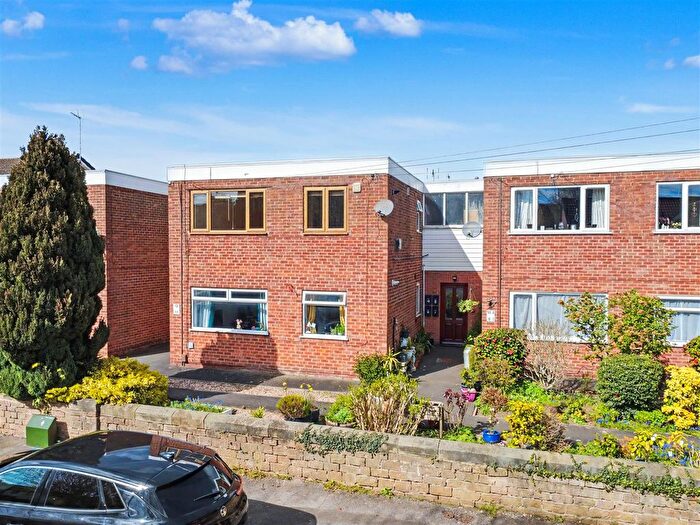 2 Bedroom Flat For Sale In Barton Street, Beeston, NG9