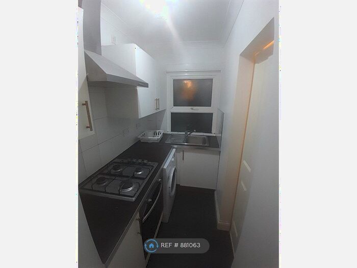 1 Bedroom Flat To Rent In Bristol Park Rd, Walthamstow, E17