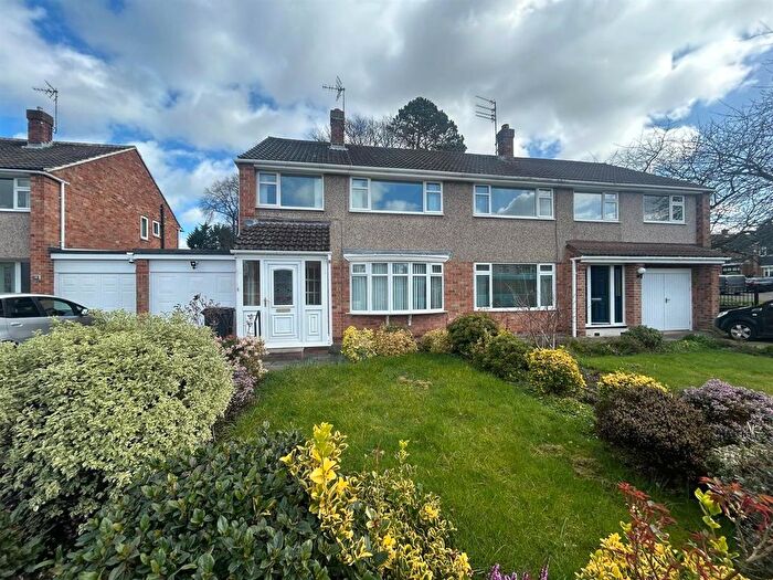 3 Bedroom Semi Detached House For Sale In Edgecombe Drive, Darlington, DL3