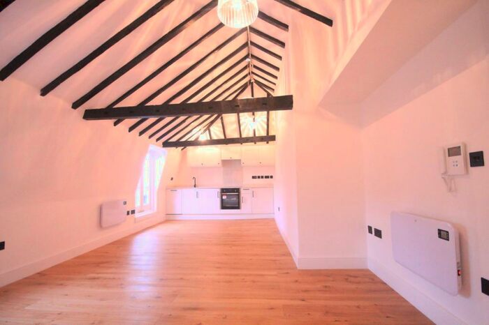 1 Bedroom Flat To Rent In Old House, Shenfield Road, Brentwood, Essex, CM15