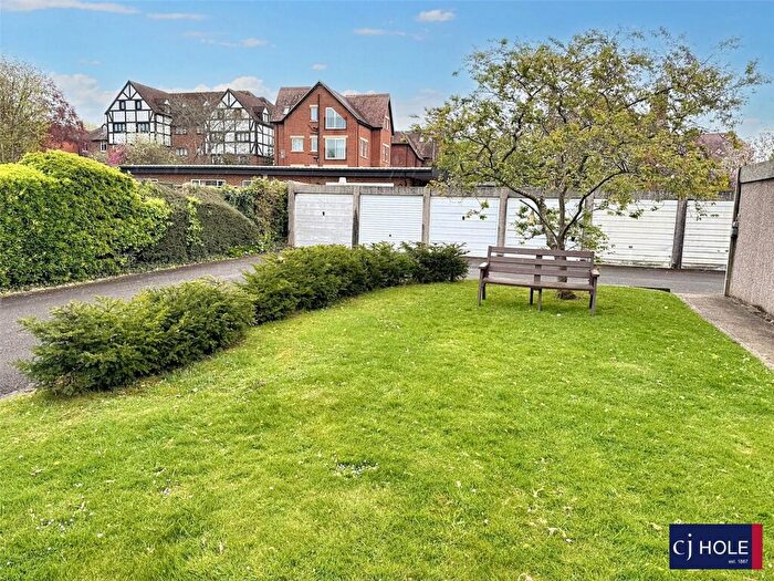 2 Bedroom Apartment For Sale In The Firs, Heathville Road, Gloucester, GL1