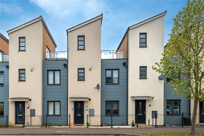 2 Bedroom Terraced House For Sale In Selkirk Drive, Oakridge Park, Milton Keynes, Buckinghamshire, MK14