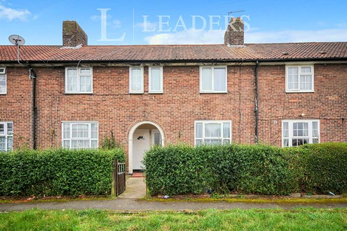 3 Bedroom Terraced House To Rent In Whitefoot Terrace, Bromley, BR1
