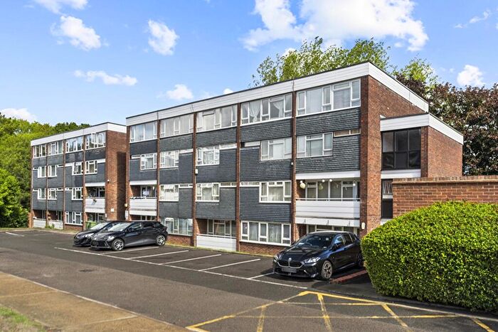 2 Bedroom Apartment For Sale In Park Court, Harlow, Essex, CM20