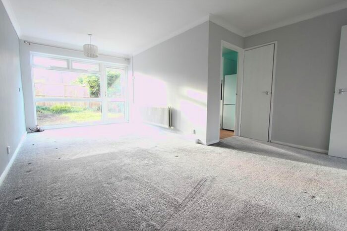 3 Bedroom Semi-Detached House To Rent In Jennifer Avenue, Castletown, Sunderland, SR5