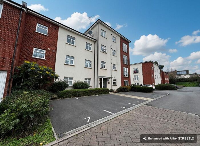 2 Bedroom Flat To Rent In Thursby Walk, Exeter, EX4
