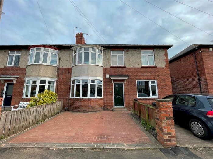 2 Bedroom Flat To Rent In Heaton Park View, Heaton, Newcastle Upon Tyne, NE6