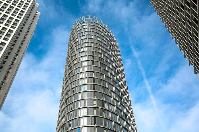 2 Bedroom Flat For Sale In Station Street, Unex Tower, E15