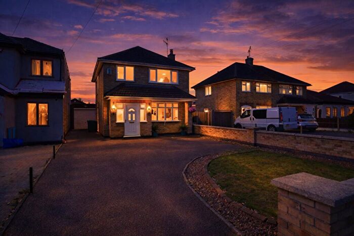 3 Bedroom Detached House For Sale In Dominion Road, Glenfield, Leicester, Leicestershire, LE3