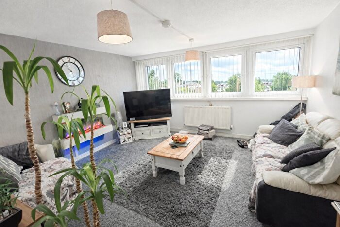 2 Bedroom Apartment For Sale In Cleveland Tower, Holloway Head, Birmingham, B1