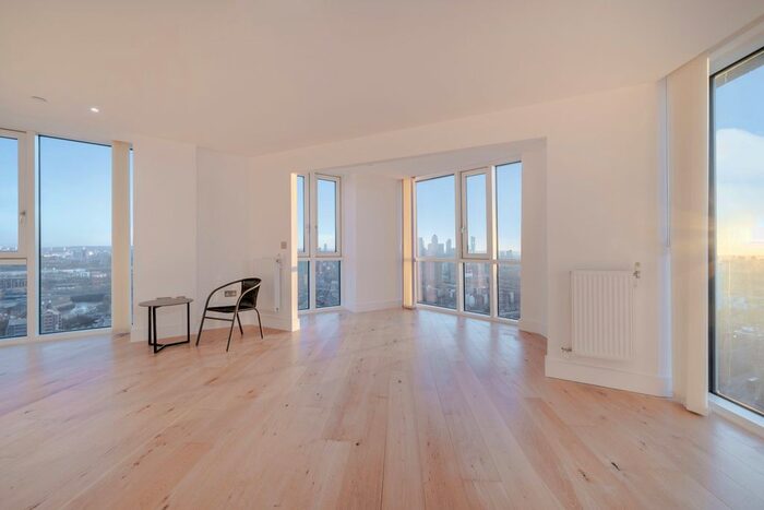 2 Bedroom Flat To Rent In Sky View Tower, High Street, E15