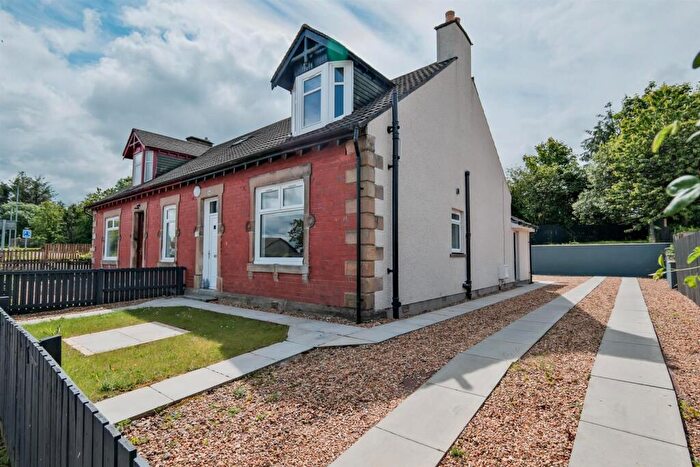 3 Bedroom Semi-Detached House For Sale In Allanton Road, Allanton, ML7