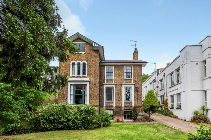 1 Bedroom Flat To Rent In Honor Oak Road, London, SE23