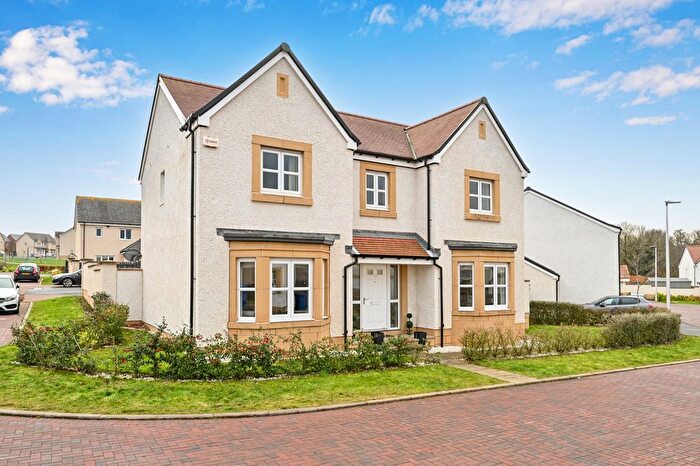 5 Bedroom Detached House For Sale In Summerside Gardens, Newtongrange, EH22