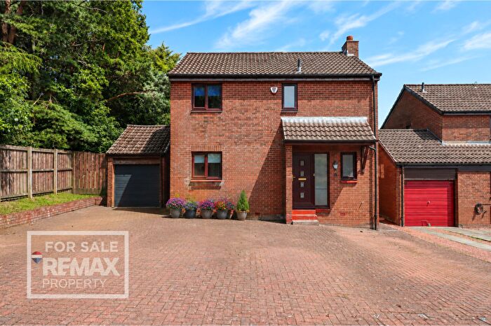 4 Bedroom Detached House For Sale In Netherwood Park, Deans, Livingston, EH54
