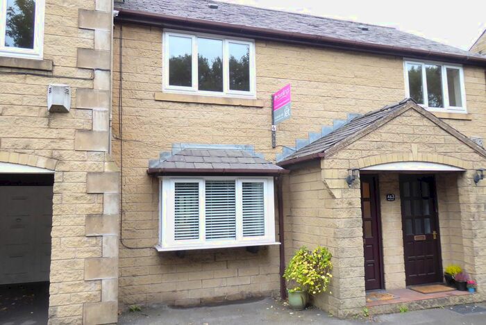 2 Bedroom Flat To Rent In Peel Court, Ramsbottom, Bury, BL0